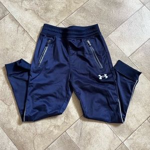 Boys Under Armour sweatpants